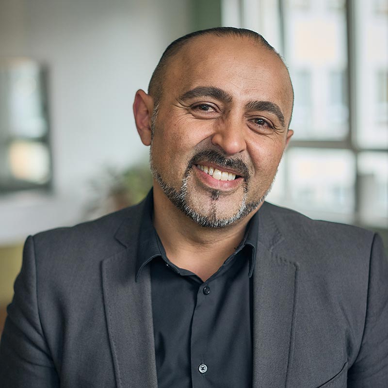 Kadim Tas